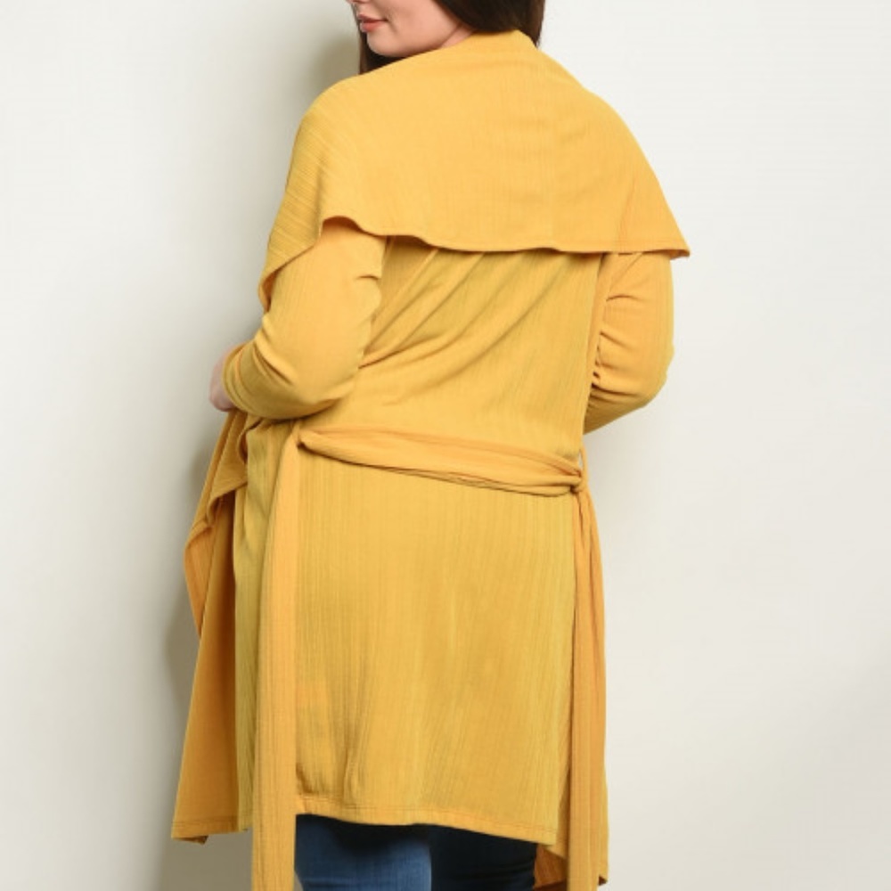 PLUS SIZE MUSTARD DUSTER TOP - Picture 3 of 3